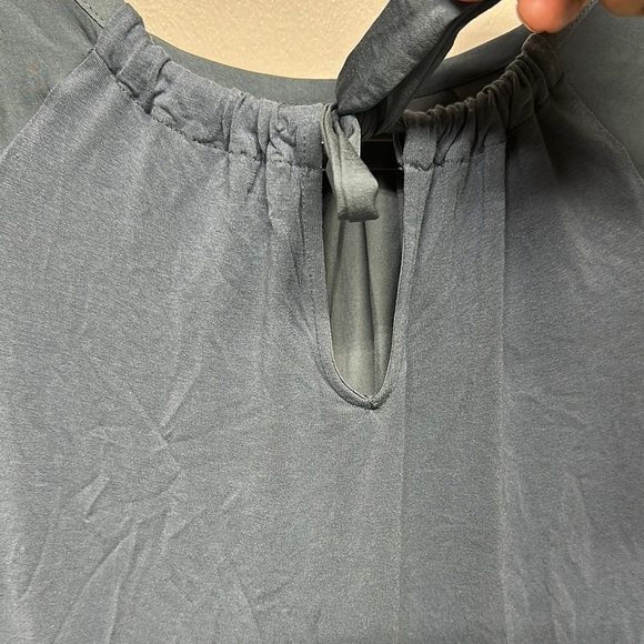 LOFT Blue Cuffed Sleeve Pleated Blouse - Picture 3 of 8